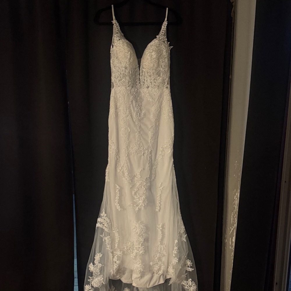 Elegant White Lace Gown